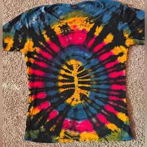 Tie dye tee